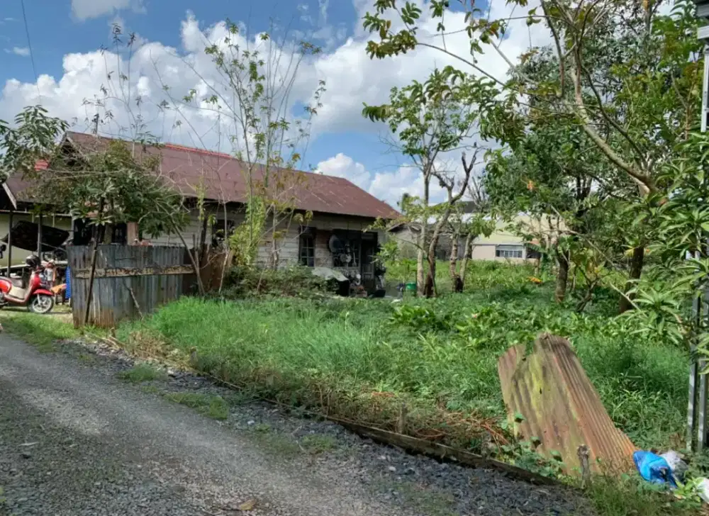 Dijual cepat Tanah beserta Rumahnya