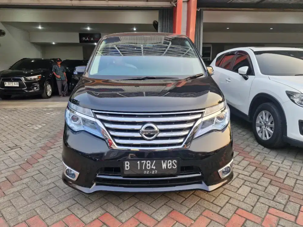 Nissan Serena Higway Star Automatic 2017 Bensin Hitam Metalik