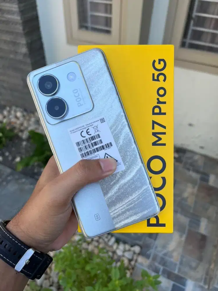 Poco M7 pro 5g ram 8/256gb
