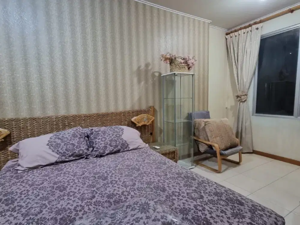 Cozzy 1 BR apartemen Casablanca Mansion