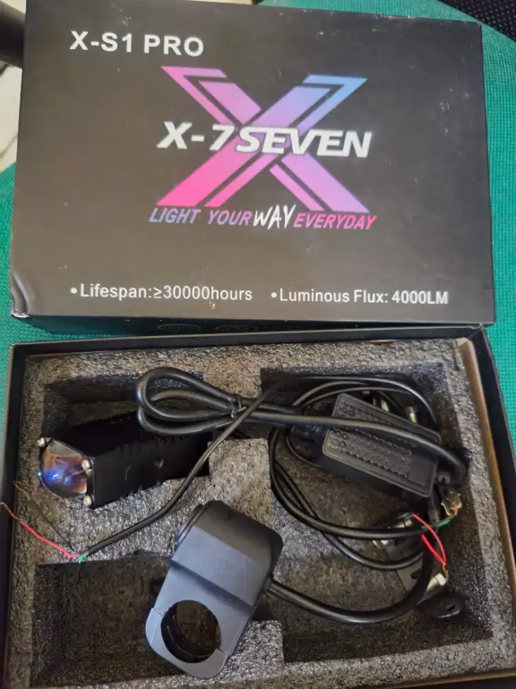 Lampu Sorot X-Seven S1 Pro Komplit Dengan Saklar 3 in 1 (Baru)