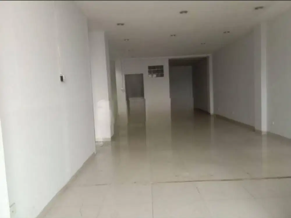 Dijual ruko 3, 5 lantai siap huni lokasi strategis dekat stasiun Depok lama