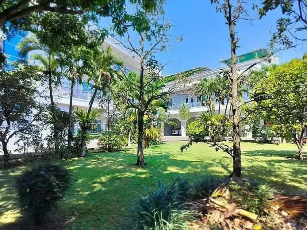 Dijual rumah kantor work shop gudang harga dibawah NJOP di Jawa Barat