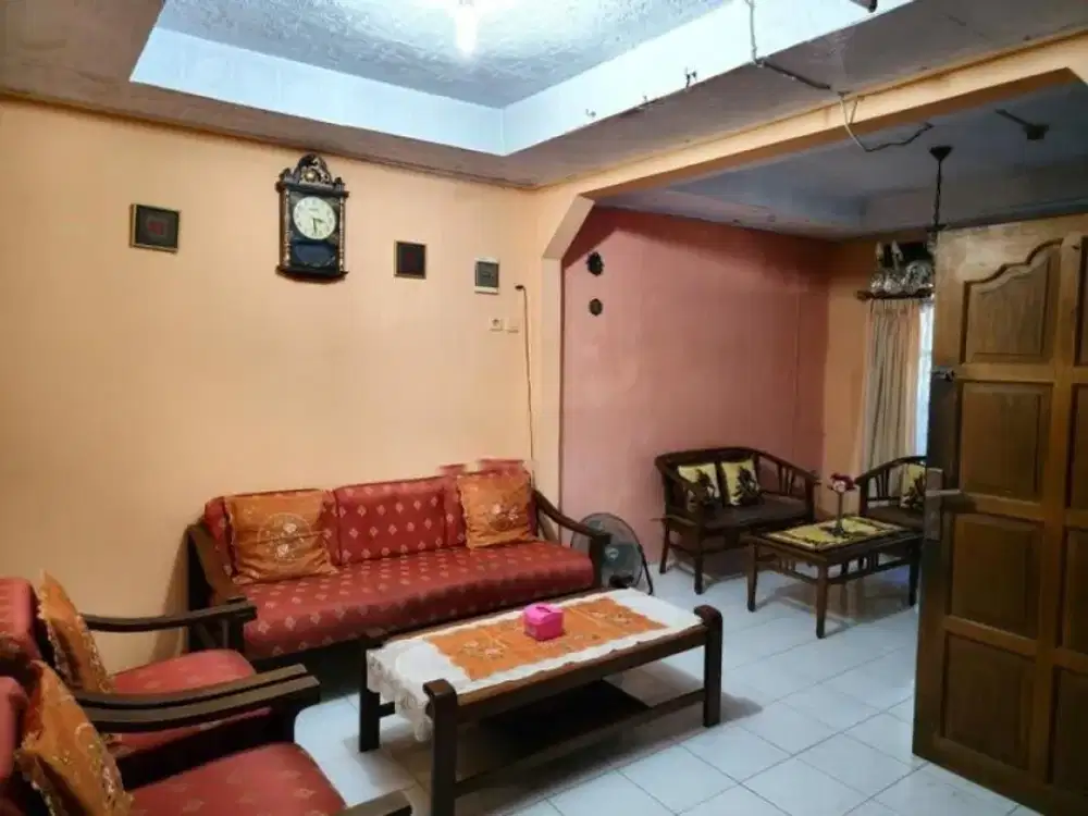 Dijual Rumah siap huni cocok untuk usaha Dekat Pasar Jaya Depok