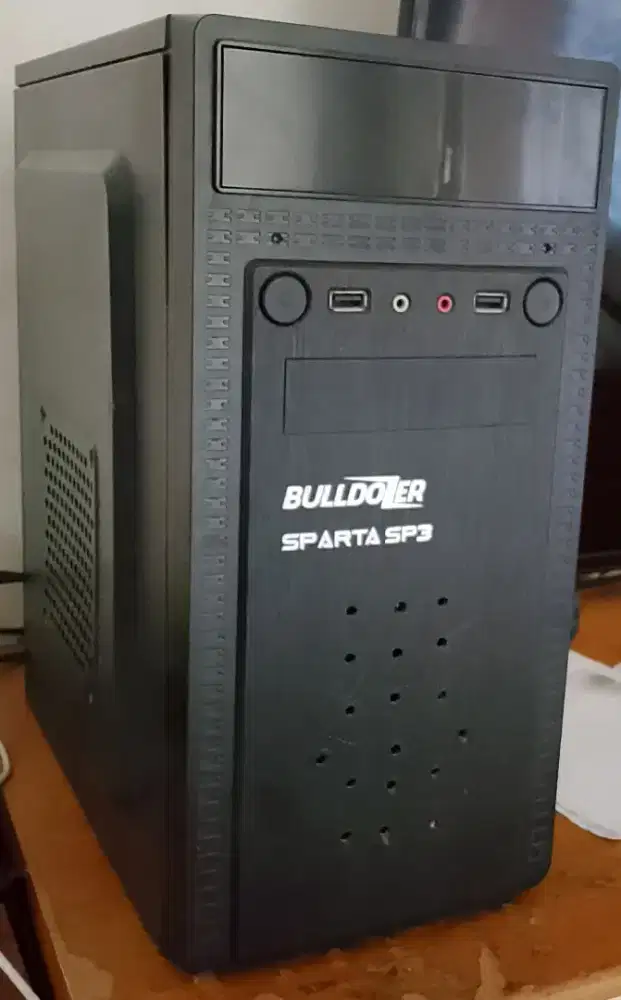 PC Game Athlon 200GE Ram 8Gb SSD 128Gn siap pakai