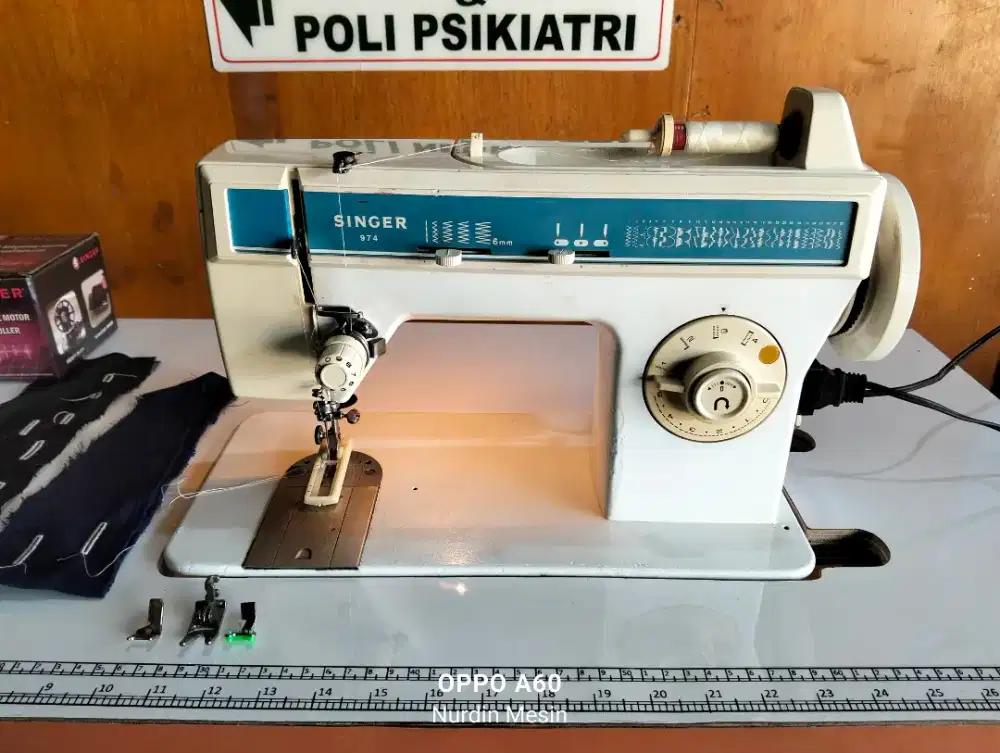 Mesin jahit Multifungsi merk SINGER tipe 974 Ori komplit siappakai