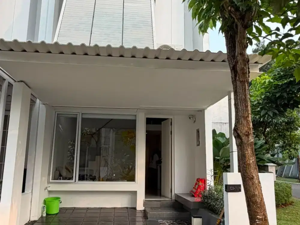 Disewakan Rumah Compact 2 Lantai Full Furnished di Cluster Tabebuya BSD Dekat Akses Tol dan Mall