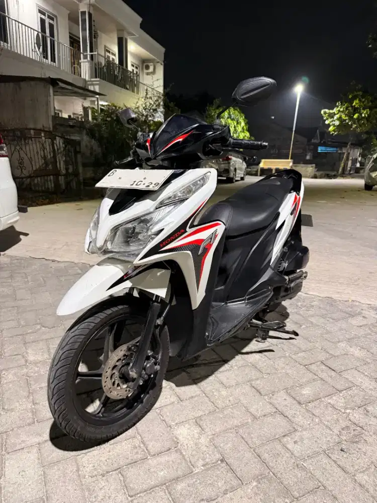 Vario KZR 125 2014