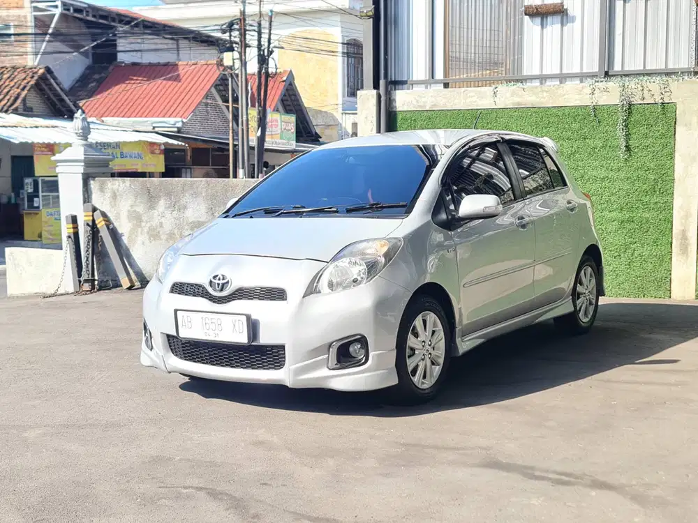KM 80 RIBU Yaris S limited 2012 matic