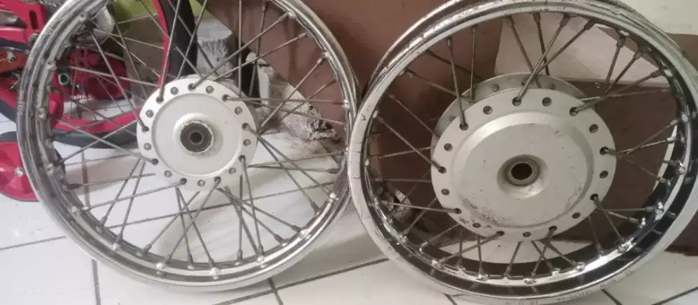 Velg motor ukuran 14