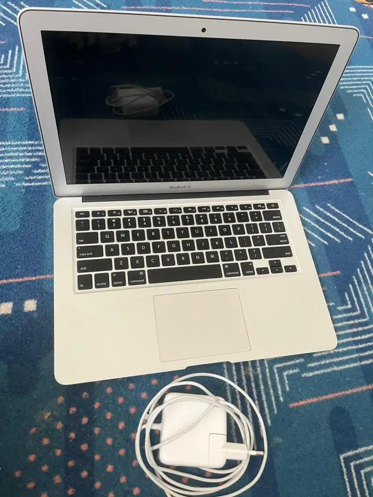 DIJUAL MACBOOK AIR 2014