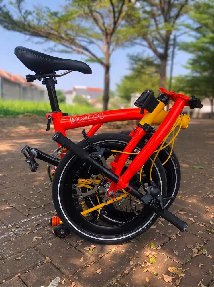 Sepeda Lipat 3Sixty M3 Orange Banana Not Brompton Element Pikes