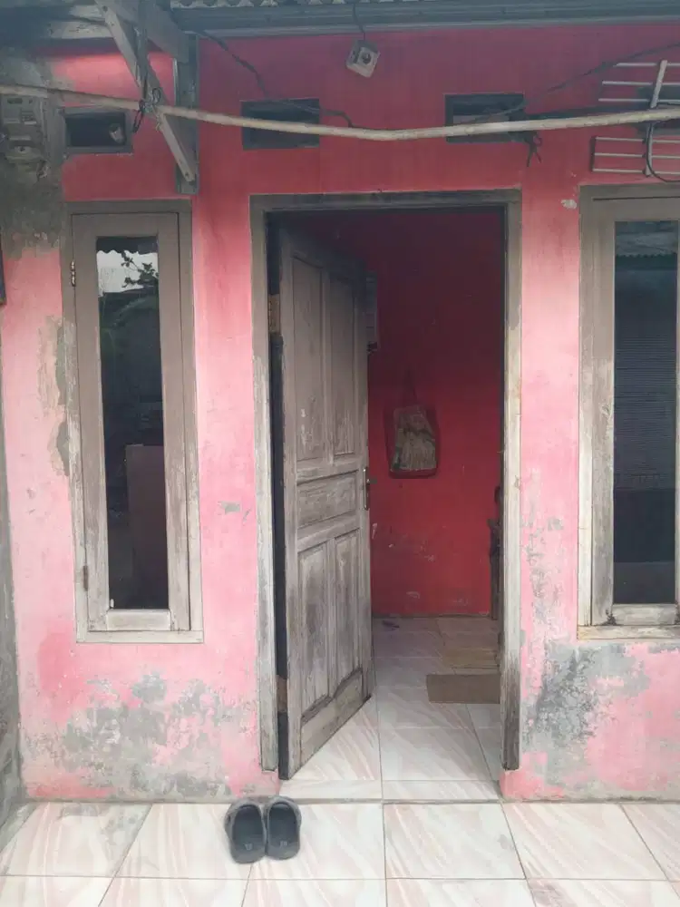 Rumah kontrakan petakan