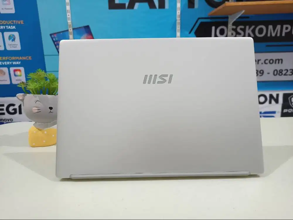 MSI MODERN 14 C12MO // CORE i5 // SSD 512GB // INTEL IRIS