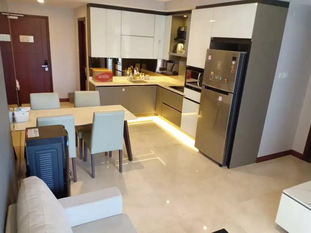 Y. DIJUAL APARTEMEN 2BR FURNISH HEGARMANAH RESIDENCE BANDUNG TIPE ONYX
