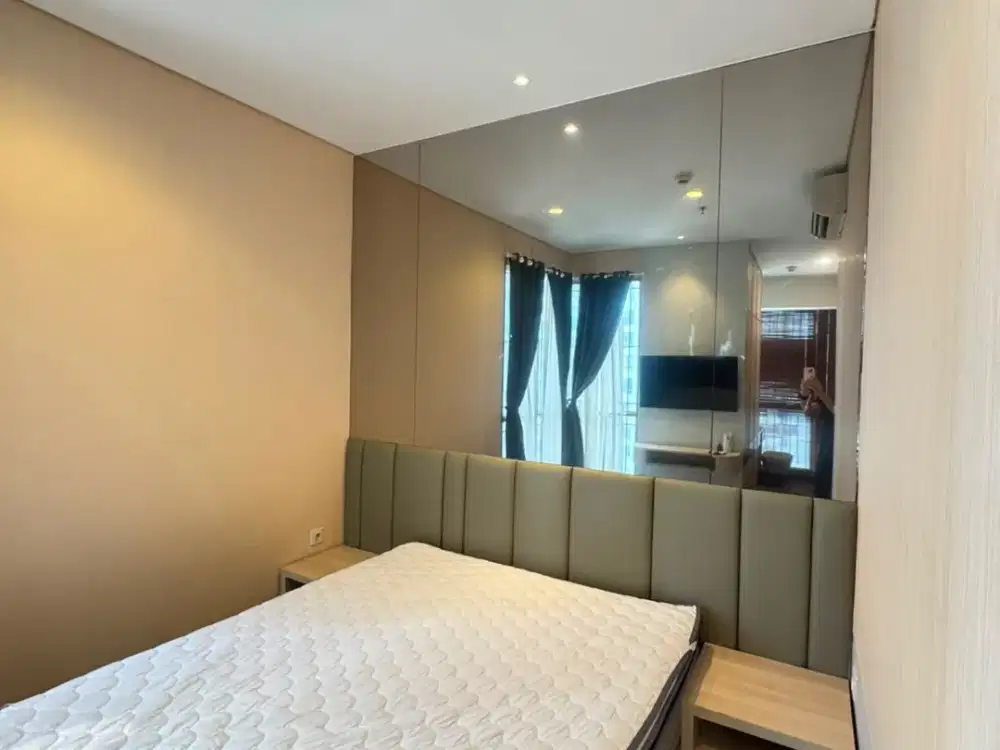 disewakan 2 bedroom full furnish taman anggrek residence