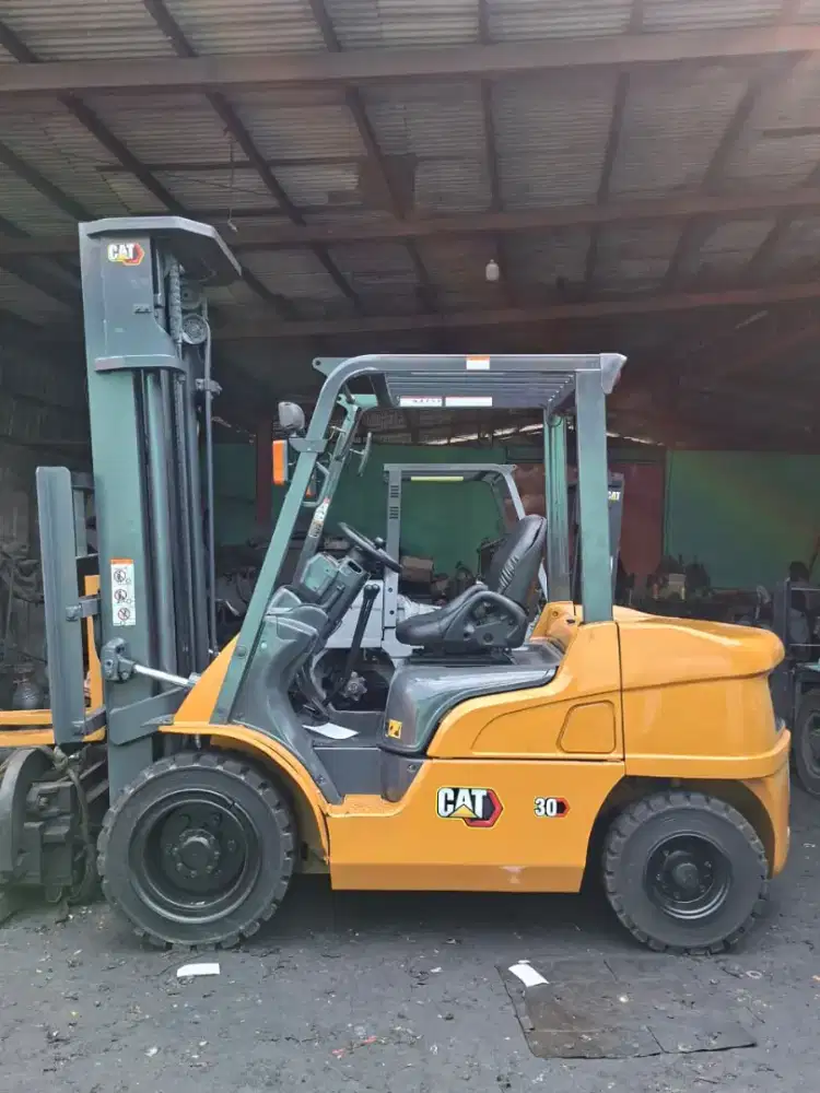 Forklift Caterpillar 3 Ton,Threelift 6 Meter,Manual,S4S,Tahun 2021