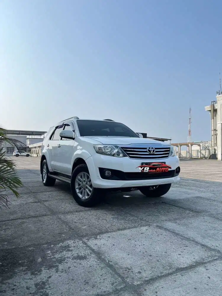 Toyota Fortuner 2012 Bensin