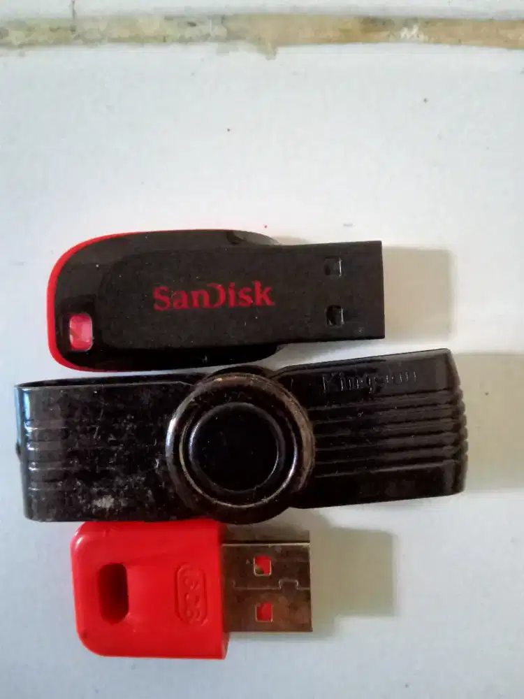 Flash disk 8 GB, 16 GB , 6 gb