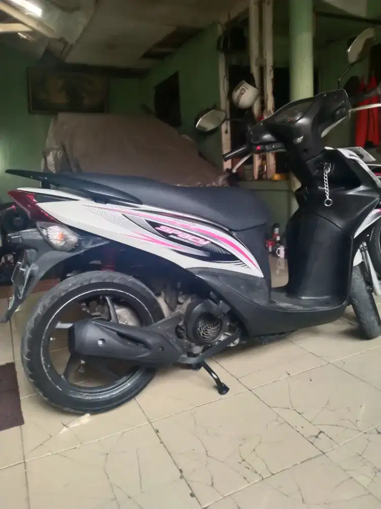 Honda Specy karbu/2011 Tinggal Gas