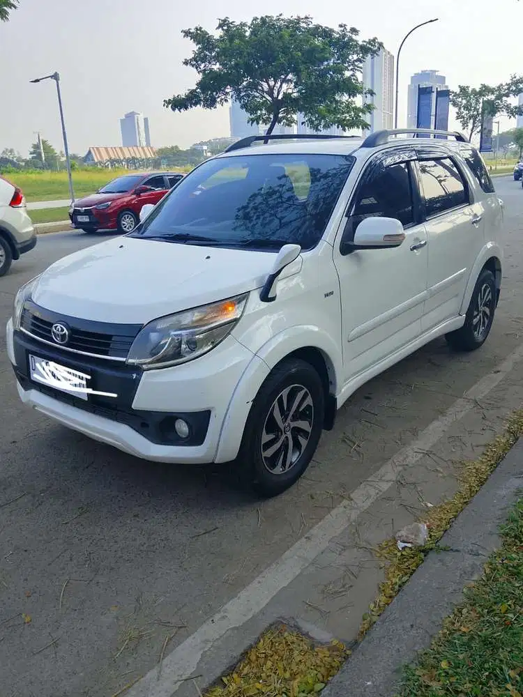 Toyota Rush 2016 Bensin