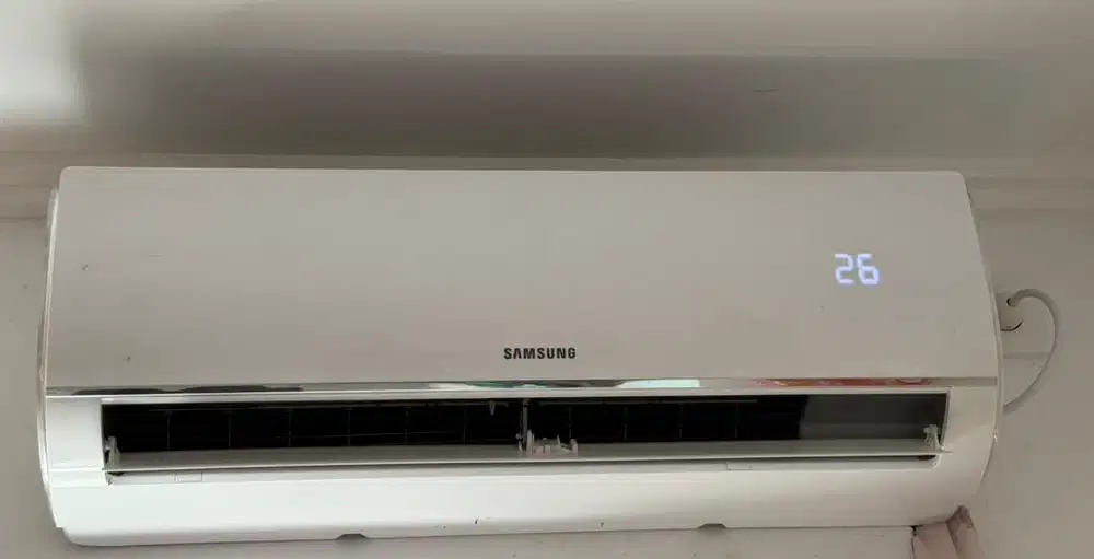AC Samsung 1 PK, sudah dipakai selama 5 bulan saja.