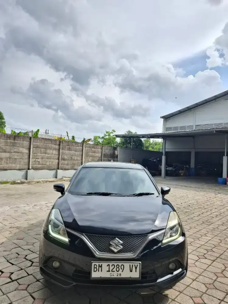 Baleno 2018 HB matic. Km 130rb