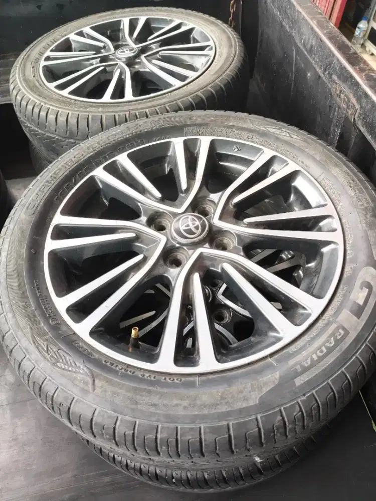 Velg dan ban mirage /Toyota polish R15 100x4 185/50/15