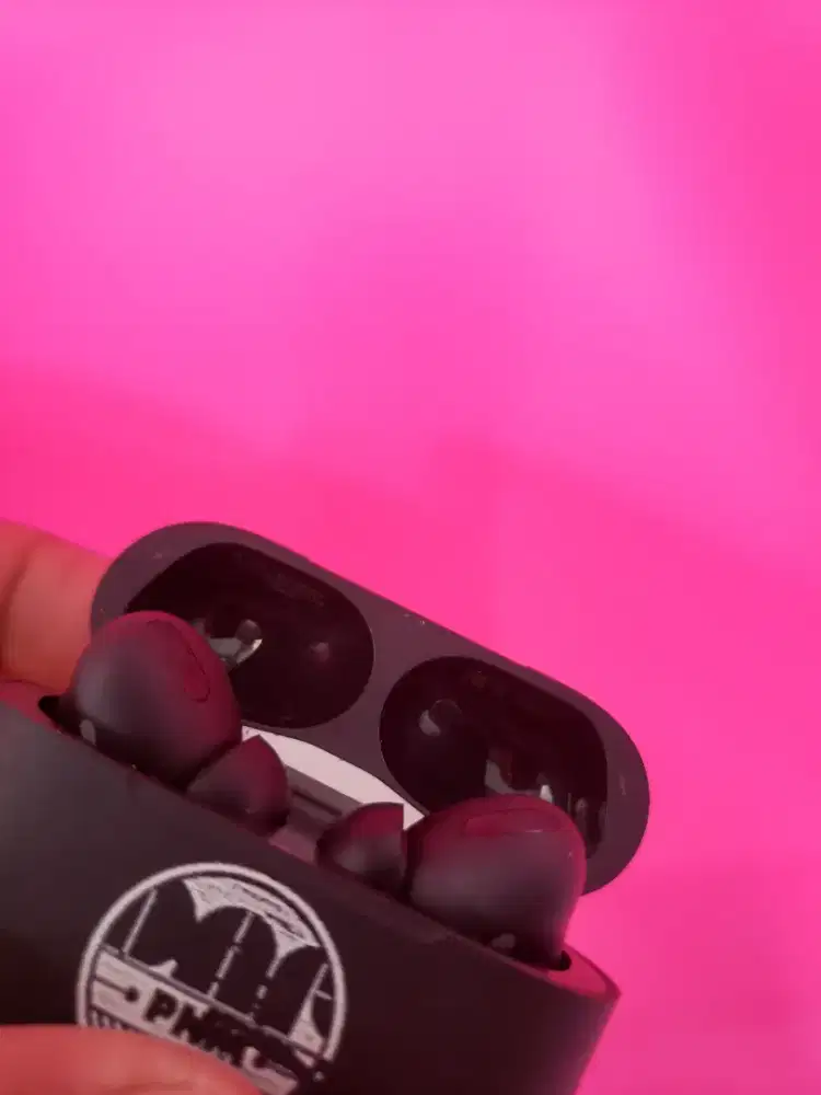 Airpods pro black