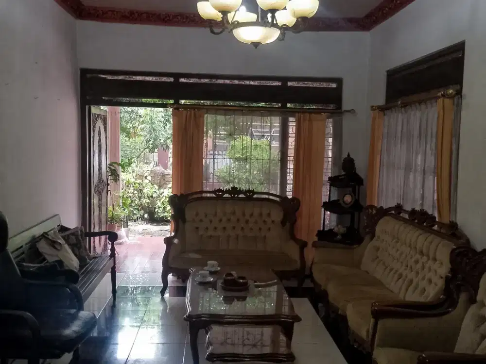Rumah Duren Sawit Dekat Jalan Raya Kalimalang