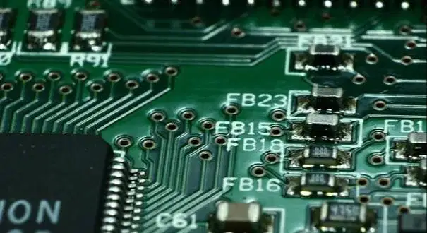 DIBUTUHKAN PEMBANTU TOKO YANG BISA SERVIS ELETRONIK, HANDPHONE MAX35TH