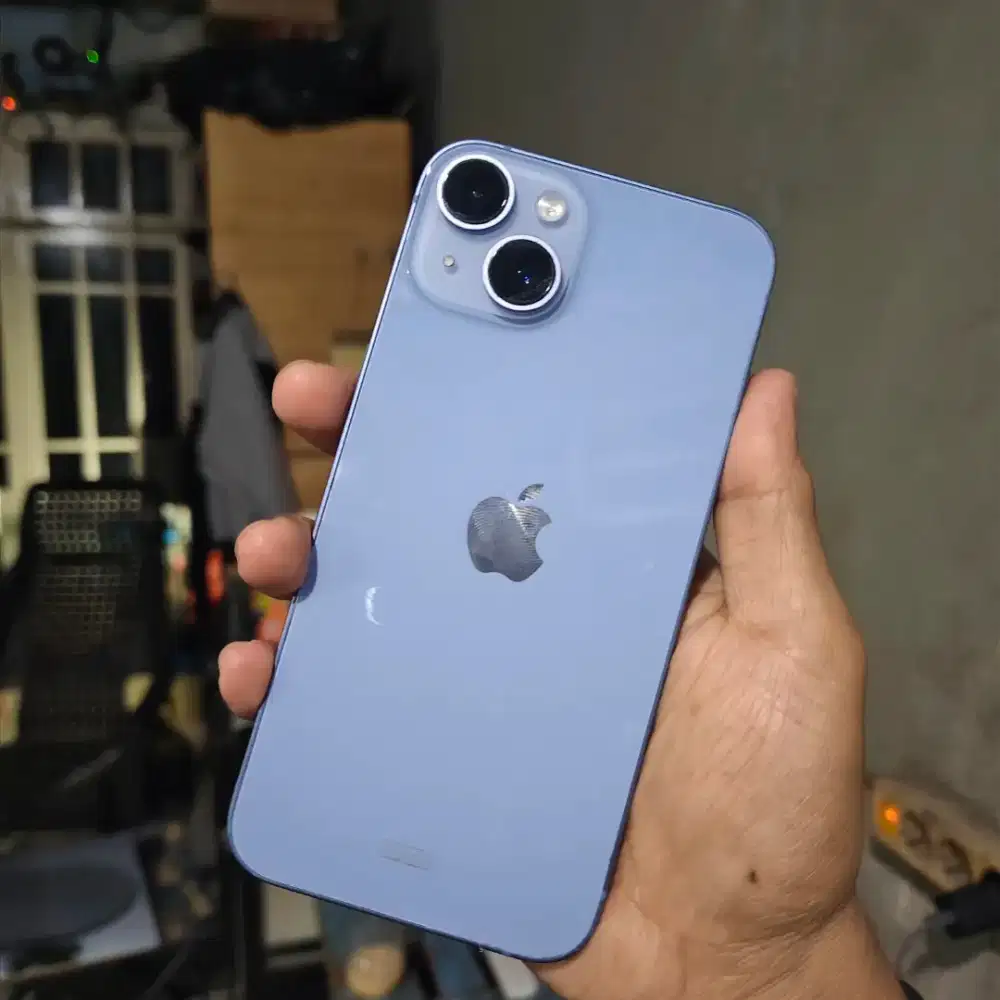 iPhone 14 128GB resmi ibox lengkap normal mulus siap pakai