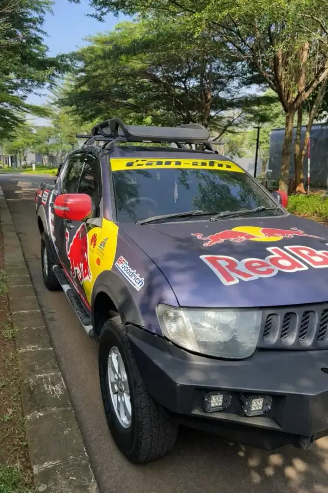 DI JUAL MITSUBISHI TRITON 2008