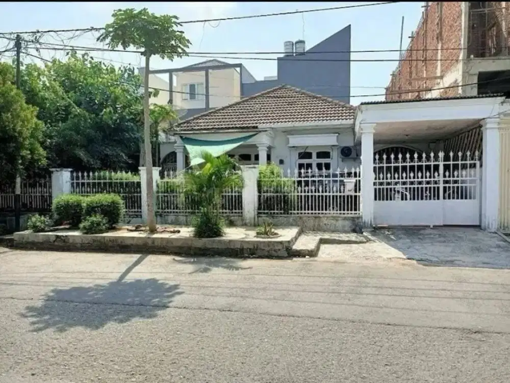 Rumah Hitung Tanah Luas 12.5X24m2 Jalan Lebar 3Mobil Sunter Jakarta Utara