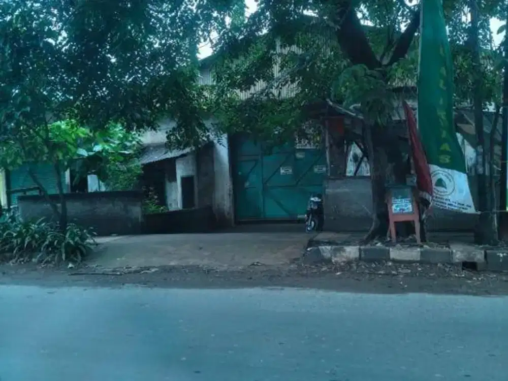 Gudang Hitung Tanah Narogong Raya KM 9 Bekasi Luas 1322 M2 Sebrang Pool Blue Bird Dekat Layang Cipendawa