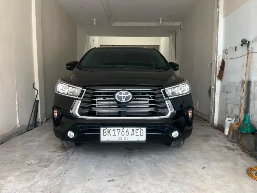 Toyota Innova reborn G diesel manual 2023
