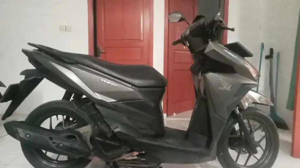 Honda vario 150 Th 2017 B Depok surat lengkap