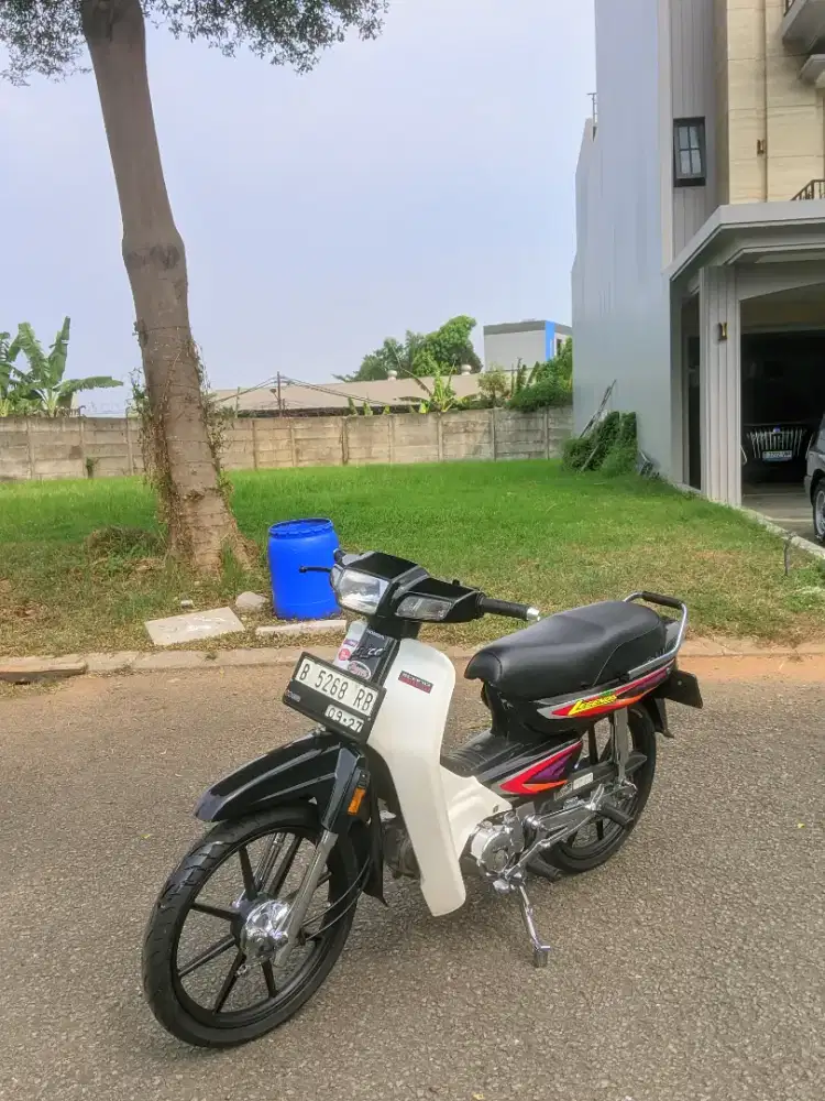 Honda Astrea legenda