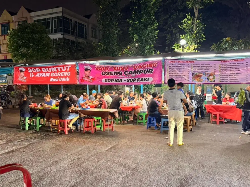 SEGERA  Staff untuk cafe tenda wgp  Makanan