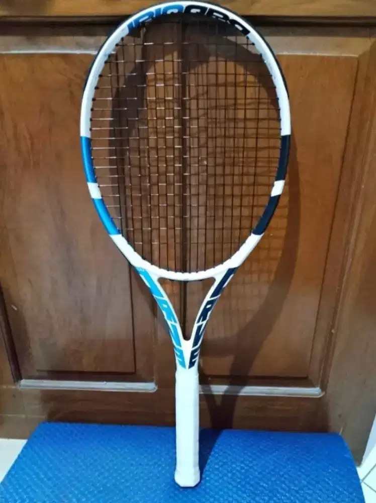 Raket tennis babolat 'puredrive' graphite tech.