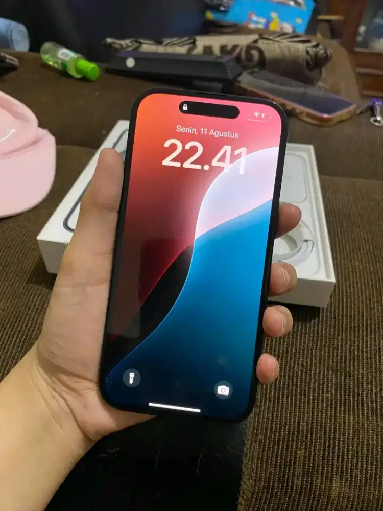 iPhone 15 ibox 128 garansi on 2027