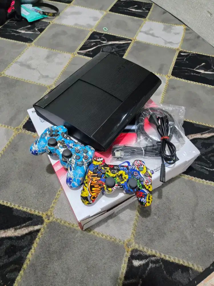 PS3 PS 3 PLAYSTATION 3 SUPERSLIM 500GB SECOND LIKENEW 98% HARGA PAS