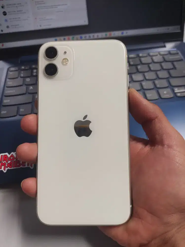 Jual Iphone 11 128 GB IBOX Mulus pemakaian cewe