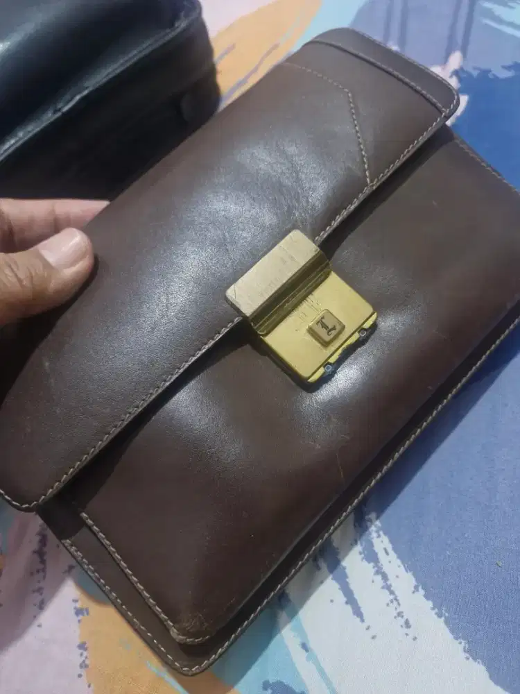 Preloved handbag li group original mewah. Buka pake kode, kulit asli