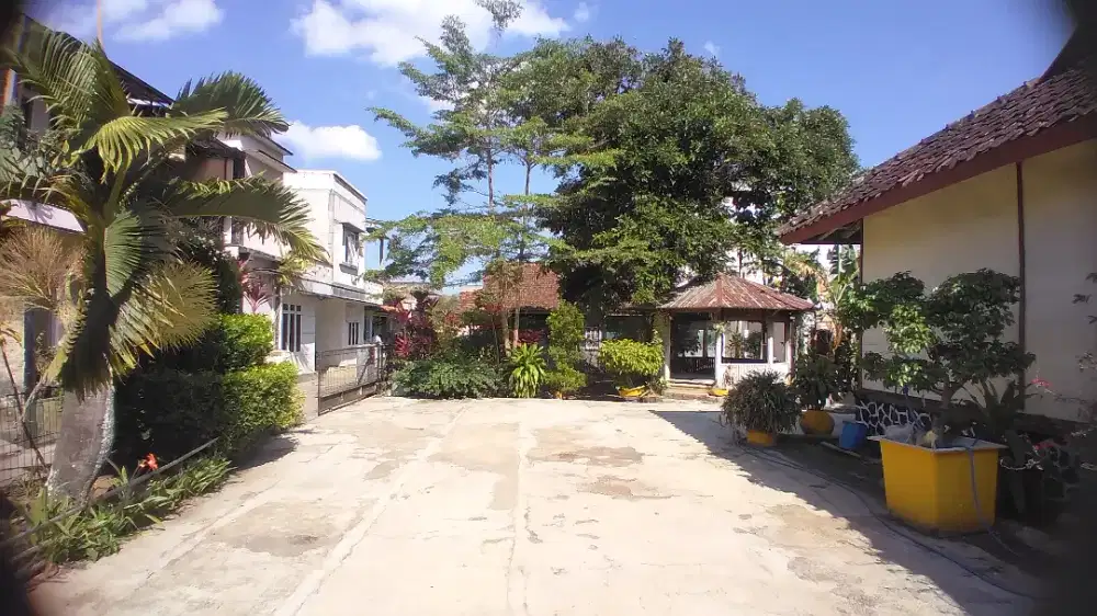 Dijual Rumah/Villa