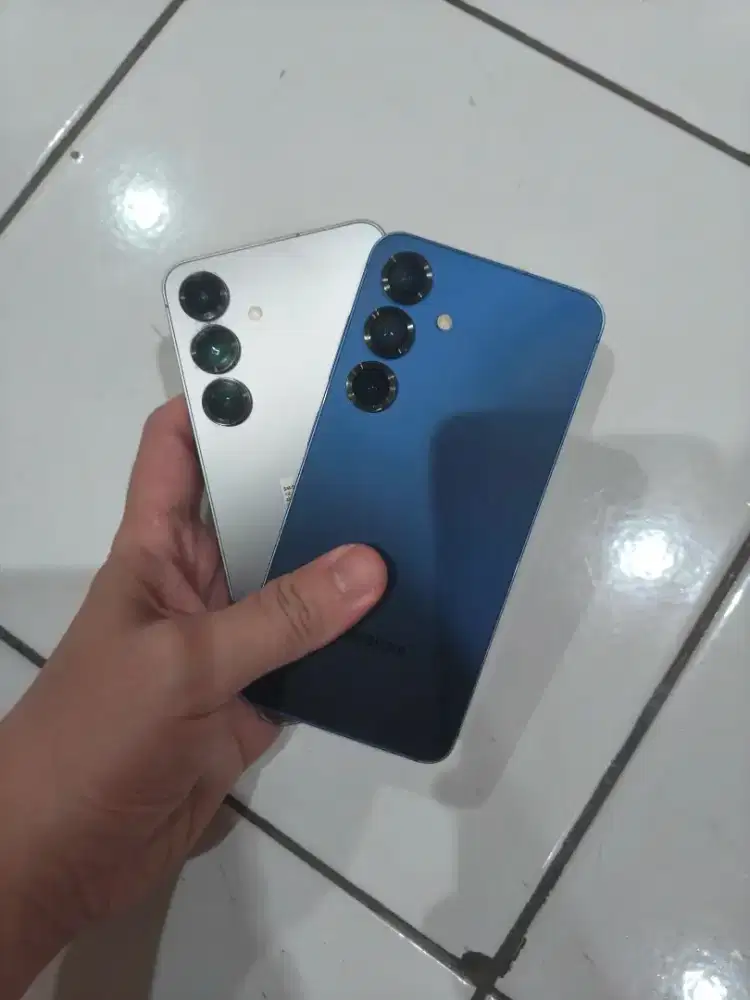 Samsung S25 12/512gb sein Oktober 2026