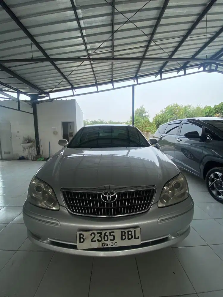 Toyota Camry V 3.0 Matic Tahun 2005 Kondisi Mulus Terawat Istimewa