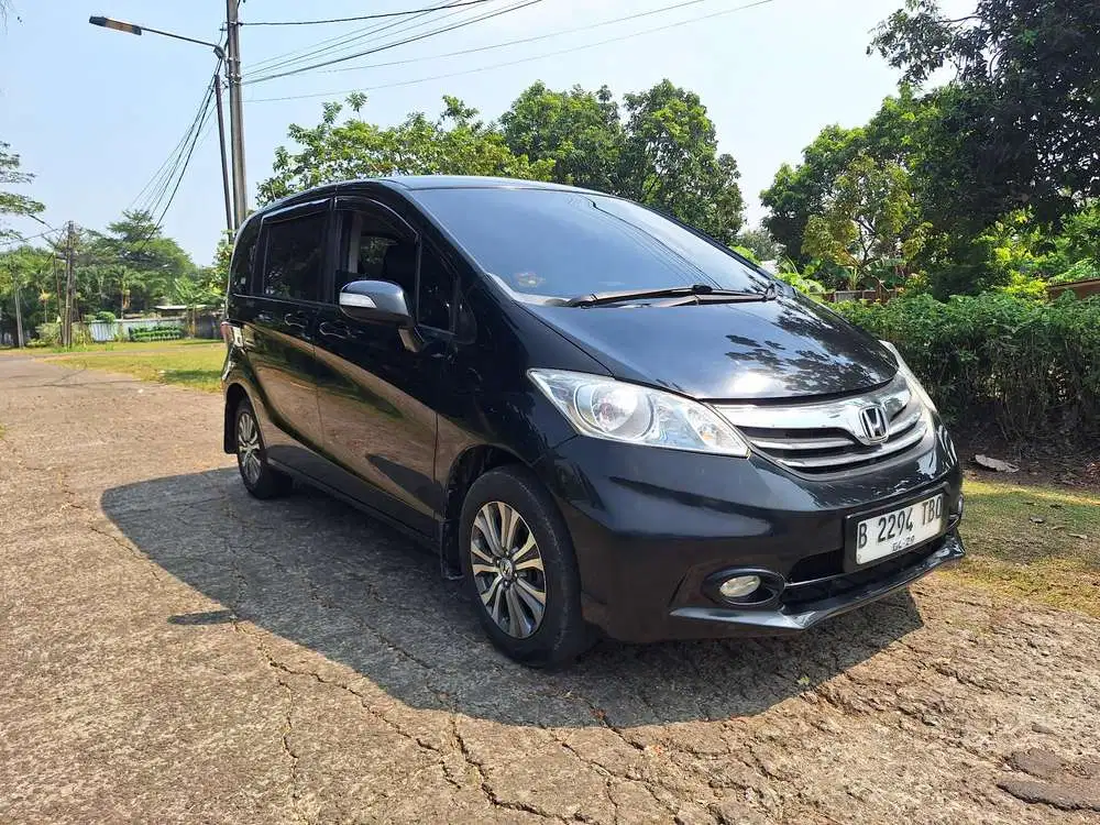 Honda Freed 2014 Bensin