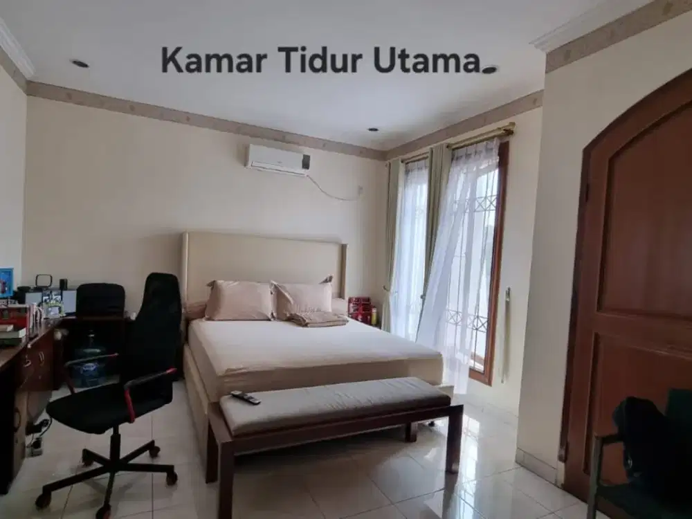 Rumah 3 lantai, kokoh & bagus di komplek elite Vila Permata Gading, Kelapa Gading
