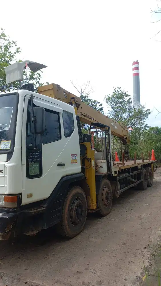 TRUCK MOUNTAIN CRANE (TMC) 15 TON  TAHUN 2012